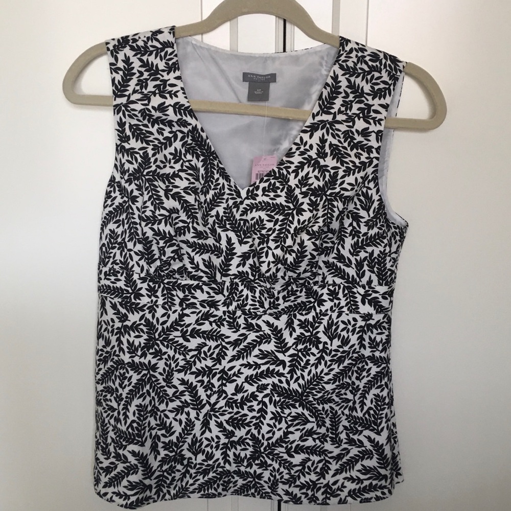 Ann Taylor sleeveless top